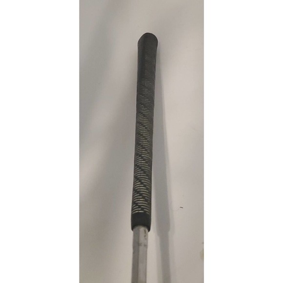 Wilson 1-Wood Driver / RH / Regular Steel / Good Original Grip 43 in. - Picture 6 of 9